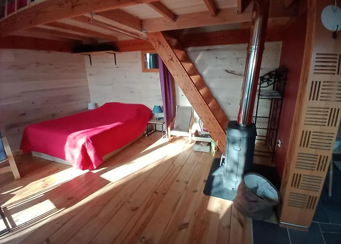Maison Dans Un Ecrin De Verdure