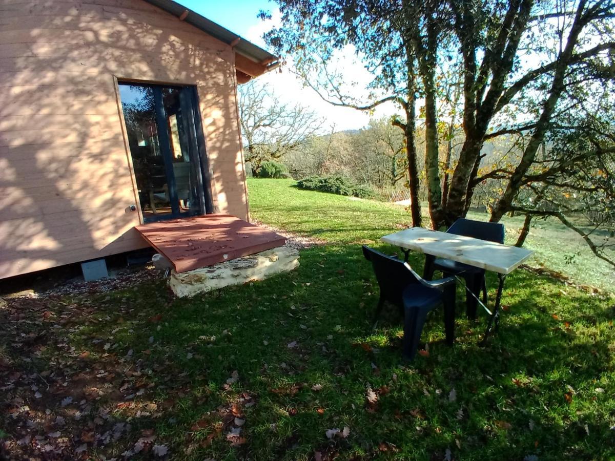 Maison Dans Un Ecrin De Verdure
